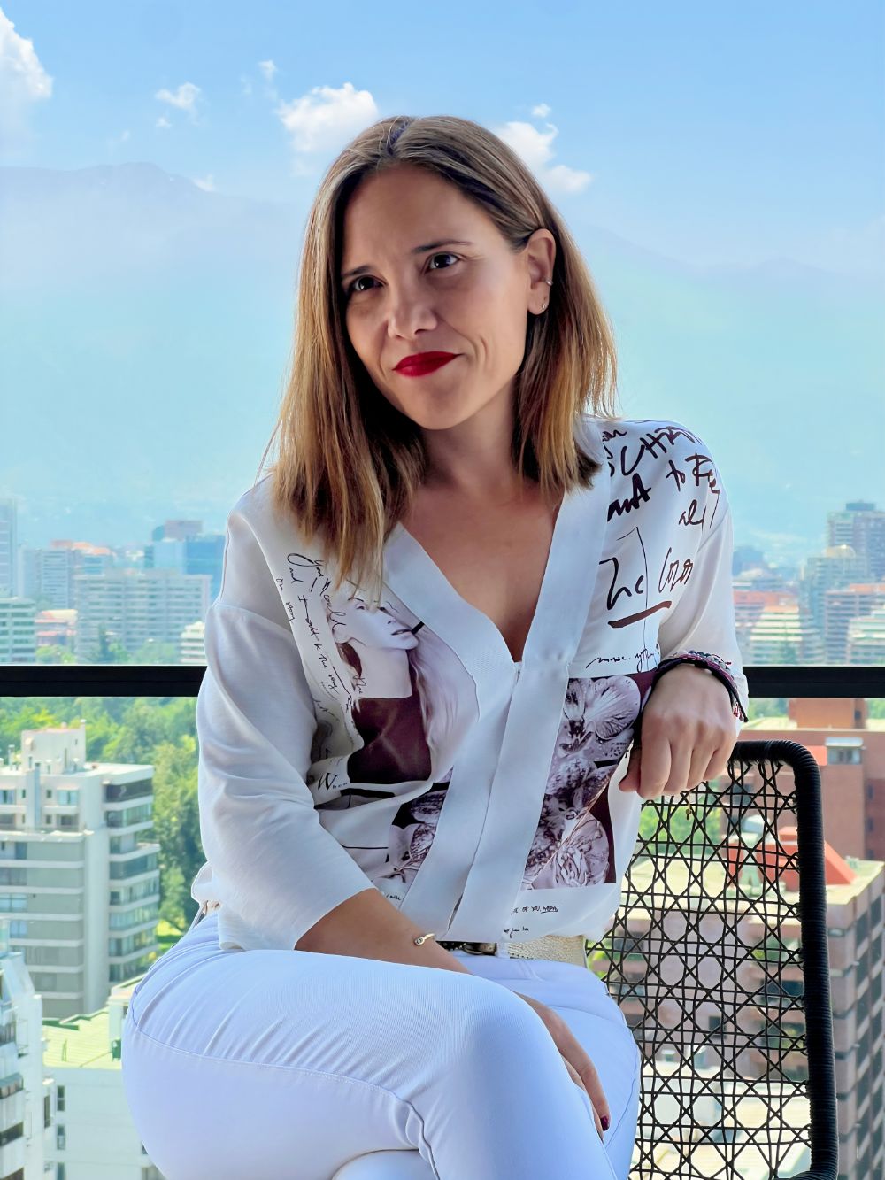 Magdalena Piñera, directora la Fundación Piñera Morel plantea que la iniciativa "no solo conmemora el Día de la Mujer Matemática, sino que marca el inicio de un camino para que más jóvenes se atrevan a explorar y desarrollar su talento en las áreas STEM